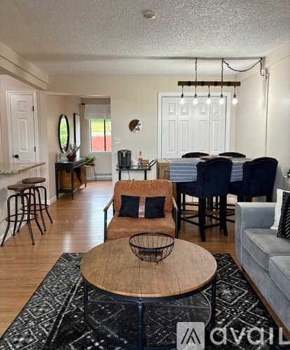 Laconia Condo: 144 Treetop Circle