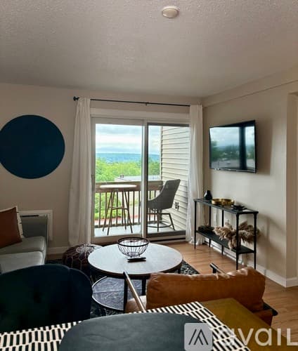 Laconia Condo: 144 Treetop Circle