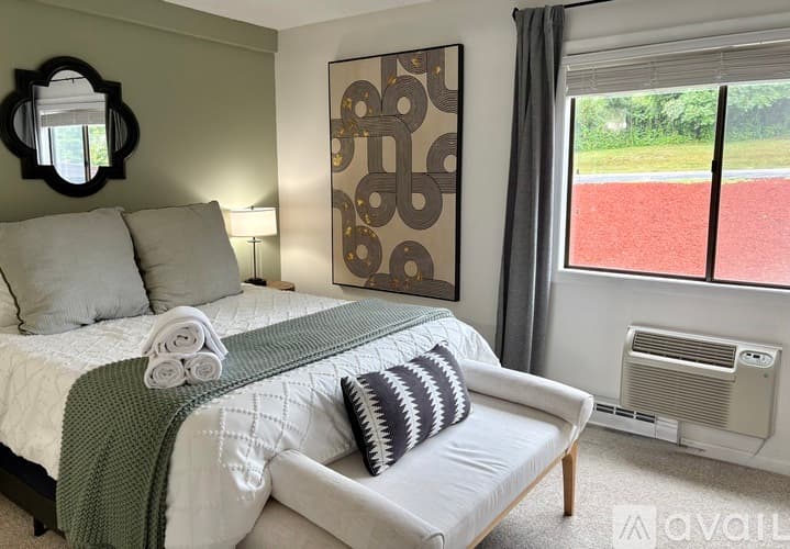 Laconia Condo: 144 Treetop Circle