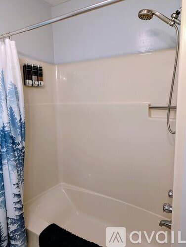 Dillard House: 26 Buttermilk Cir