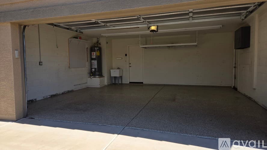 Peoria House: 21535 North 107th Drive
