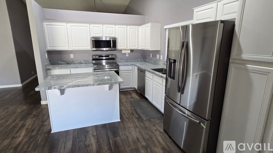 Peoria House: 21535 North 107th Drive