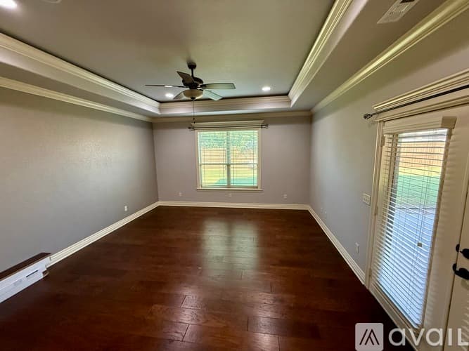 Cave Springs House: 5804 South 66th Street