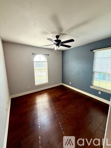 Cave Springs House: 5804 South 66th Street