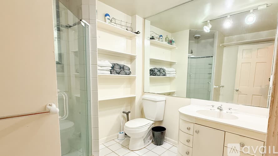 Hartford Condo: 58 Capitol Ave