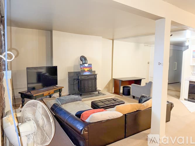 Hartford Condo: 58 Capitol Ave