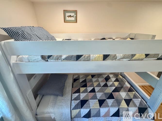 Brewster House: 5 Commons Way