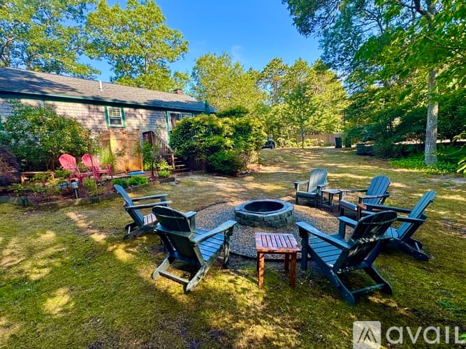 Brewster House: 5 Commons Way
