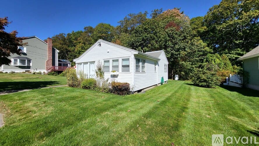 Wells House: 92 Bourne Ave