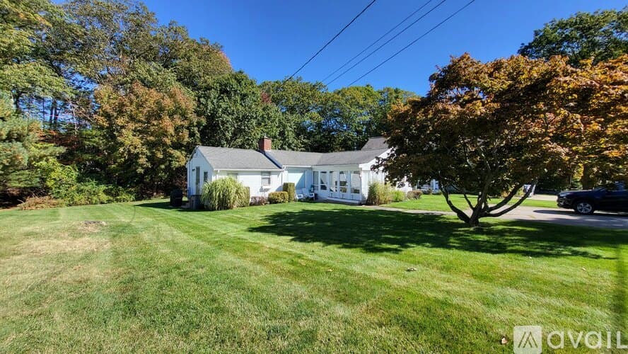 Wells House: 92 Bourne Ave