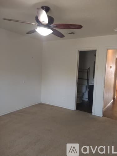 Fort Worth Apartment: 8126 Doreen Ave