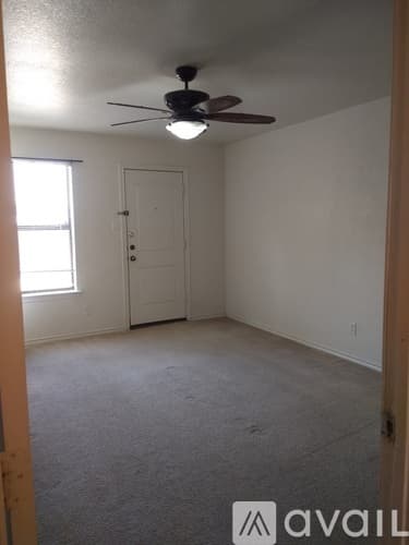 Fort Worth Apartment: 8126 Doreen Ave