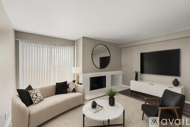 Fort Worth Apartment: 2508 Ridgmar Blvd