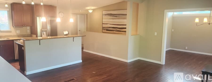 Burien Apartment: 1203 SW 144TH AVE S