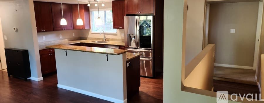 Burien Apartment: 1203 SW 144TH AVE S