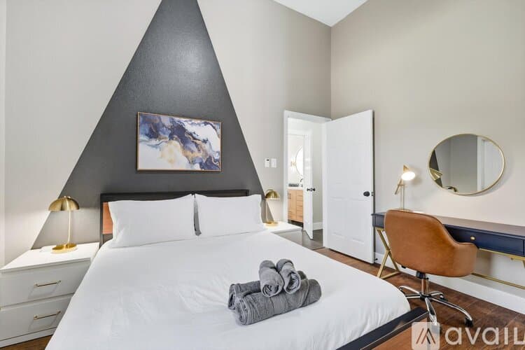 Haltom City House: 5709 Courtney Cir