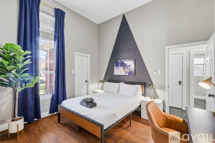Haltom City House: 5709 Courtney Cir
