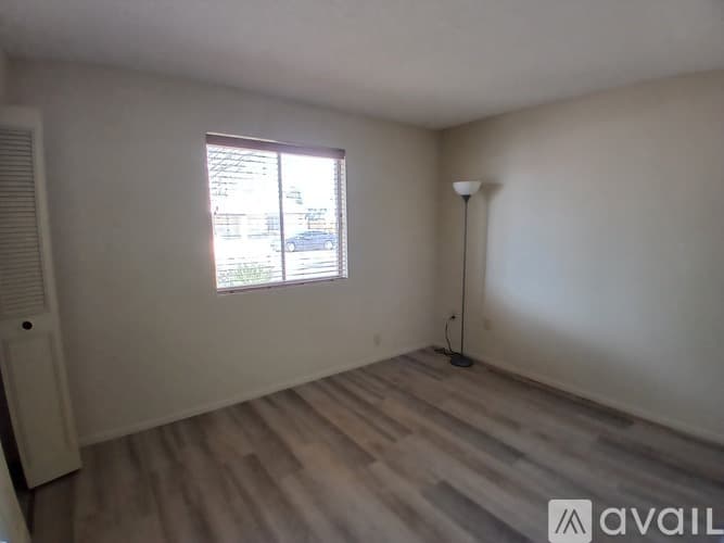Phoenix House: 3515 East Cortez Street