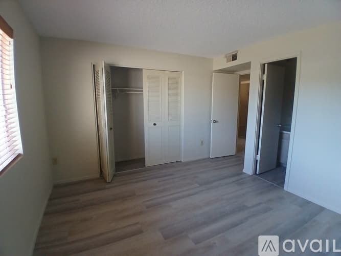Phoenix House: 3515 East Cortez Street