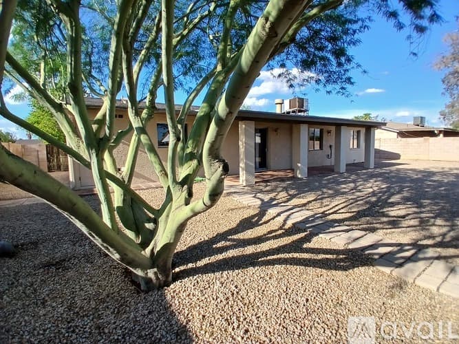 Phoenix House: 3515 East Cortez Street