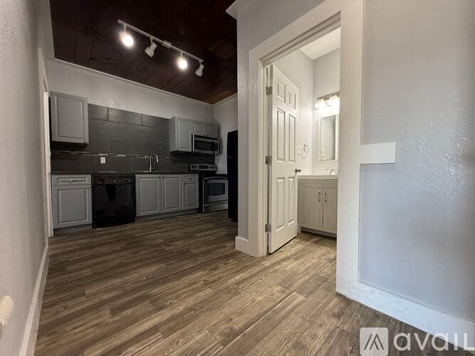 San Antonio Apartment: 429 Wharton St