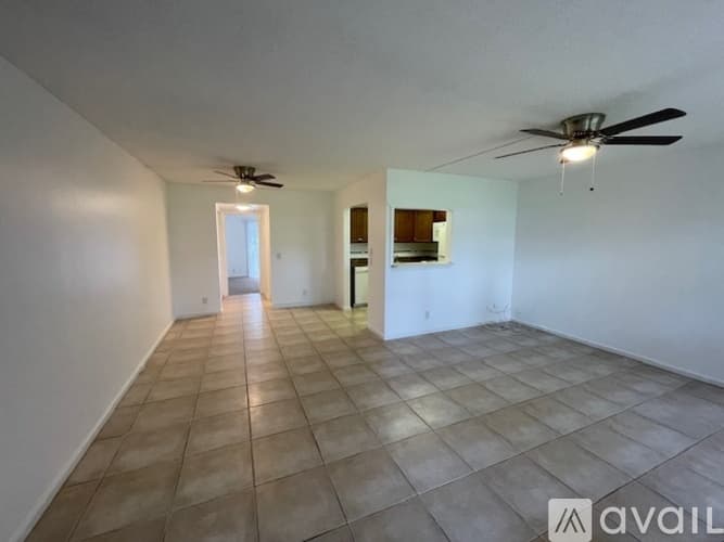 Boca Raton Apartment: 9 Mansfield A