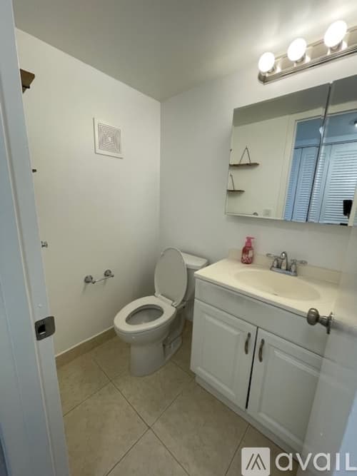 Boca Raton Apartment: 9 Mansfield A