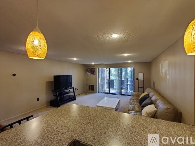 Medford Apartment: 22 9th Street