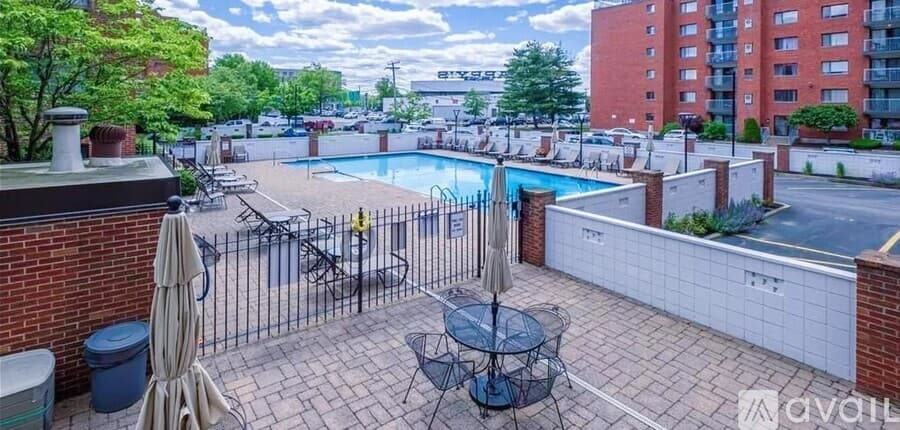 Medford Apartment: 22 9th Street