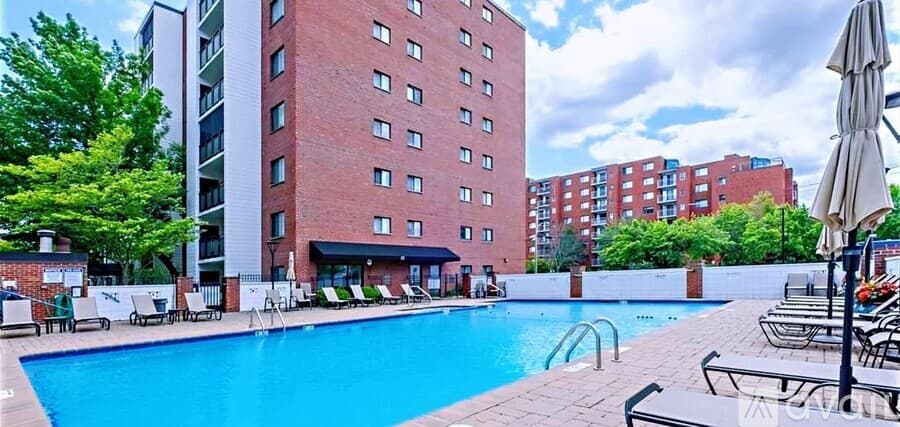 Medford Apartment: 22 9th Street