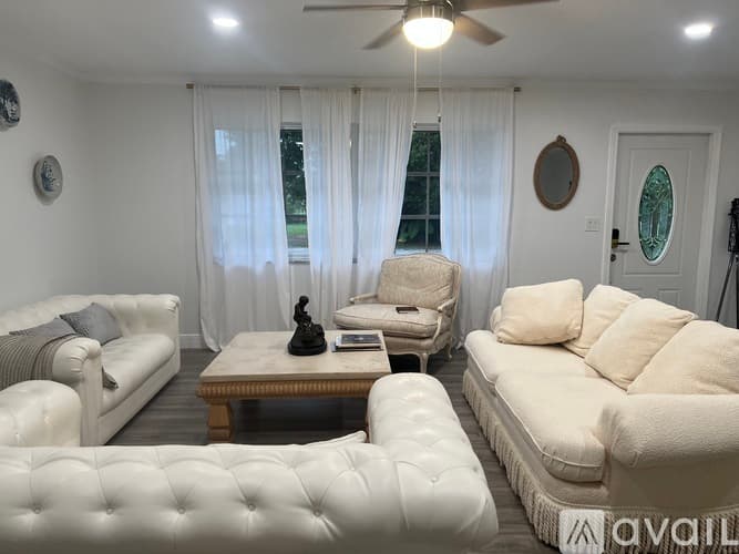 Palm Beach Gardens House: 9080 Peebles Road