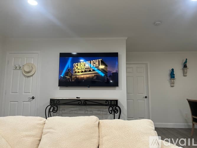 Palm Beach Gardens House: 9080 Peebles Road