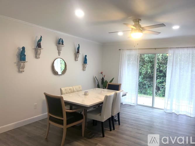 Palm Beach Gardens House: 9080 Peebles Road