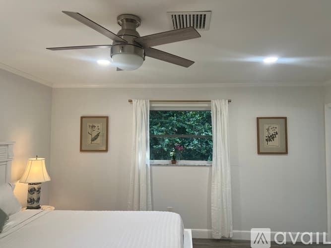 Palm Beach Gardens House: 9080 Peebles Road