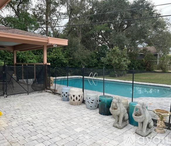 Palm Beach Gardens House: 9080 Peebles Road