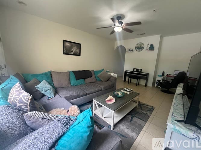 Bradenton Apartment: 3603 45th Terrace W