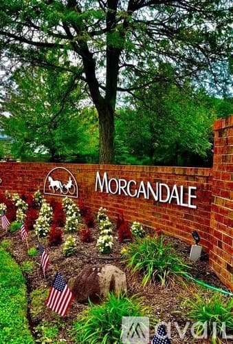Lansdale House: 1616 Windsor Ct