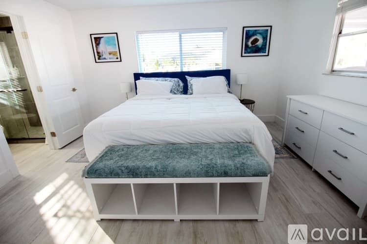 Bonita Springs House: 217 3rd St