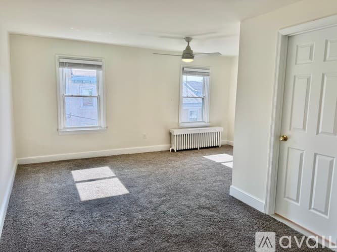 Philadelphia House: 128 Gay Street