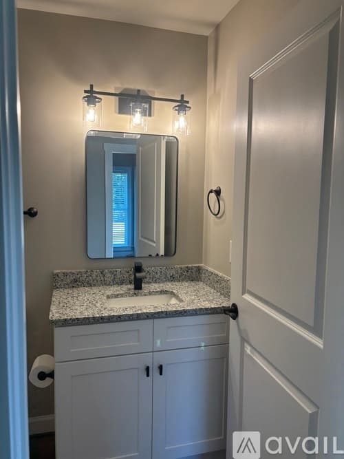 Mount Airy House: 197 Thomas Ln Unit A