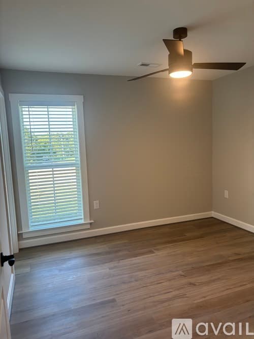 Mount Airy House: 197 Thomas Ln Unit A