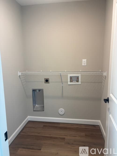 Mount Airy House: 197 Thomas Ln Unit A