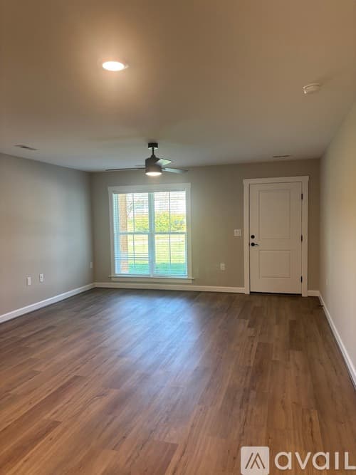 Mount Airy House: 197 Thomas Ln Unit A