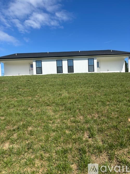 Mount Airy House: 197 Thomas Ln Unit A