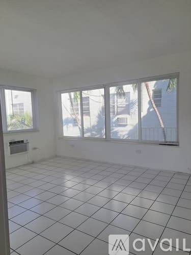 Surfside Apartment: 9056 Collins Ave