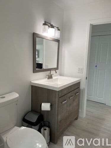 Bonita Springs House: 217 3rd St