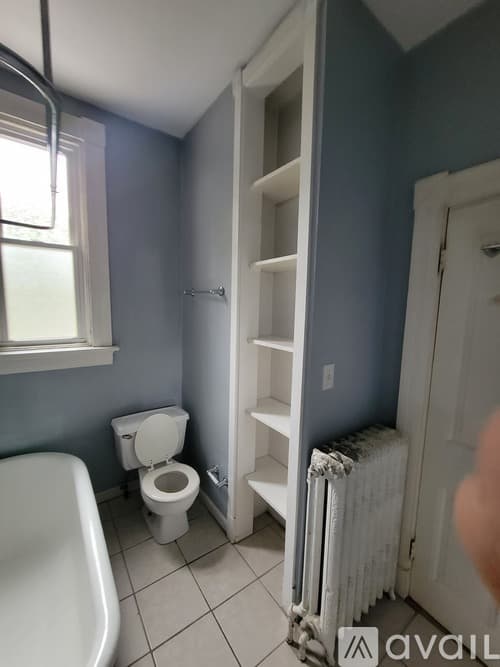 Dayton Apartment: 416 6th Avenue
