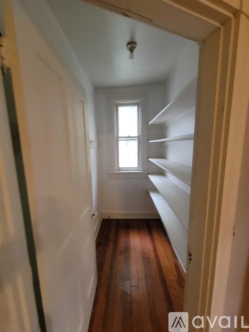 Dayton Apartment: 416 6th Avenue