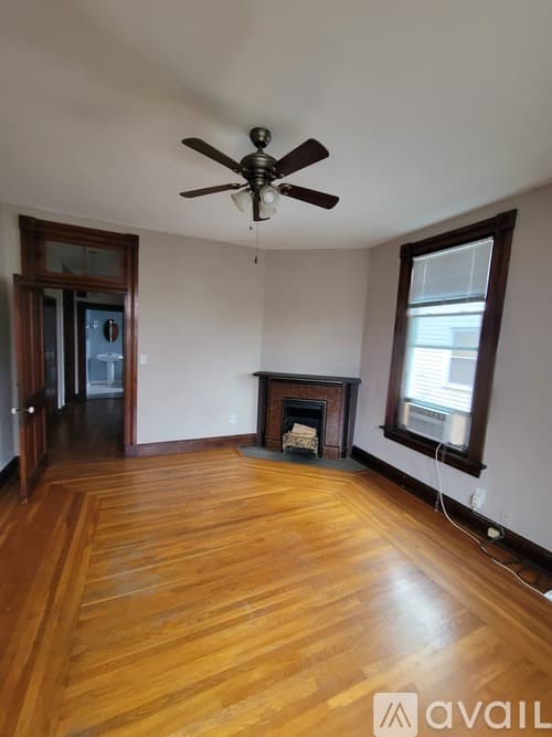 Dayton Apartment: 416 6th Avenue