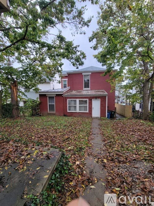 Dayton Apartment: 416 6th Avenue
